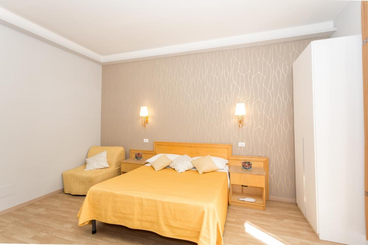 San Pietro Qq Rooms Рим Экстерьер фото